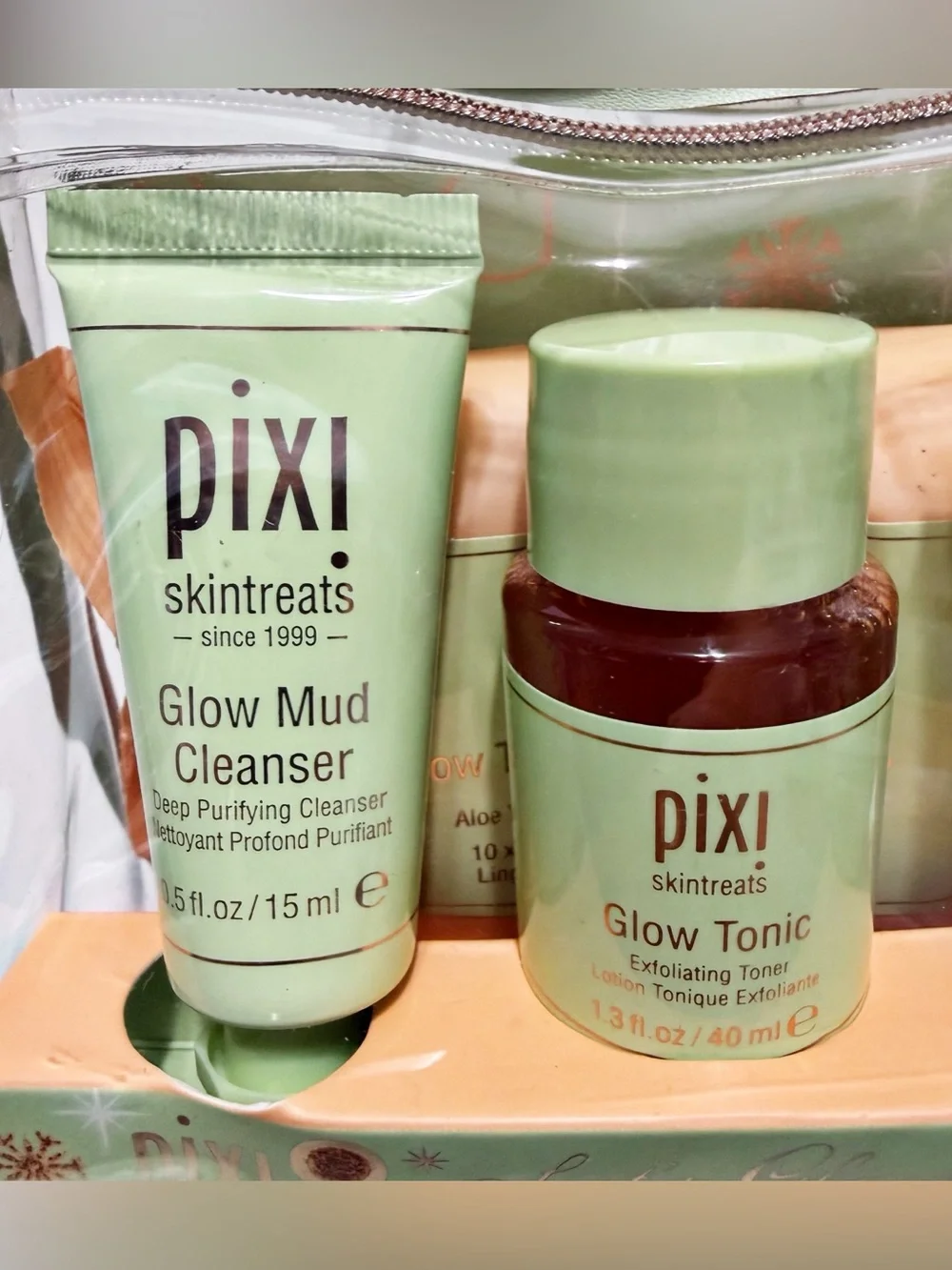 PIXI Skincare Skintreats Let's Glow Essentials 4-Piece Travel Bag Gift Set NEW